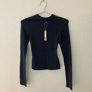 Skims long sleeve shirt